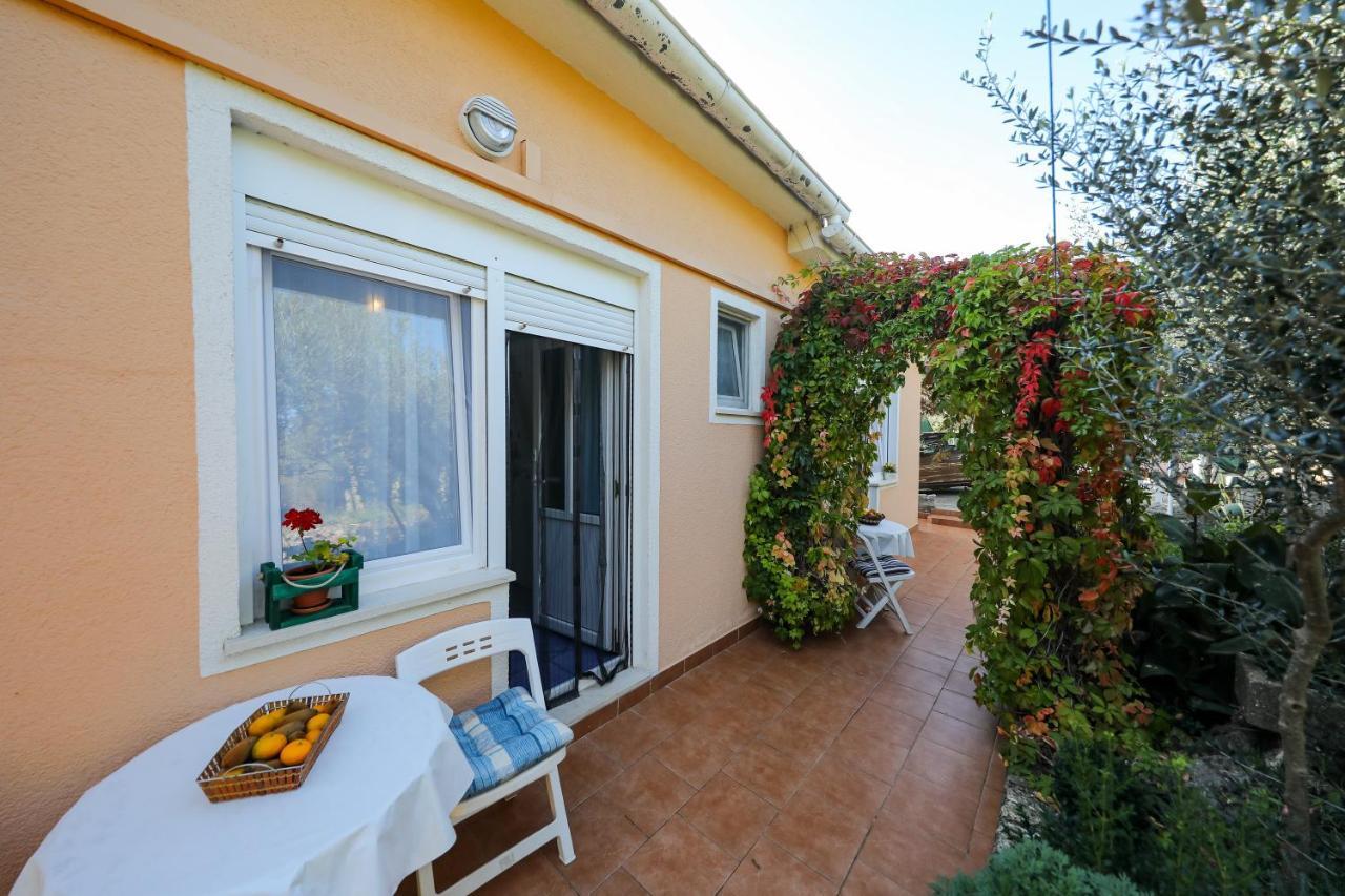 Apartments With A Parking Space Brbinj, Dugi Otok - 8160 Ngoại thất bức ảnh