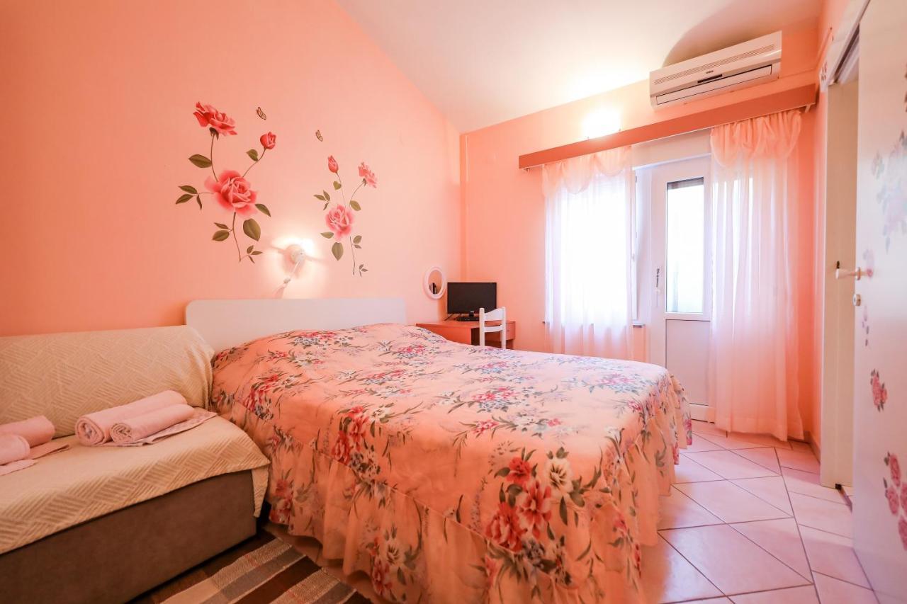 Apartments With A Parking Space Brbinj, Dugi Otok - 8160 Ngoại thất bức ảnh