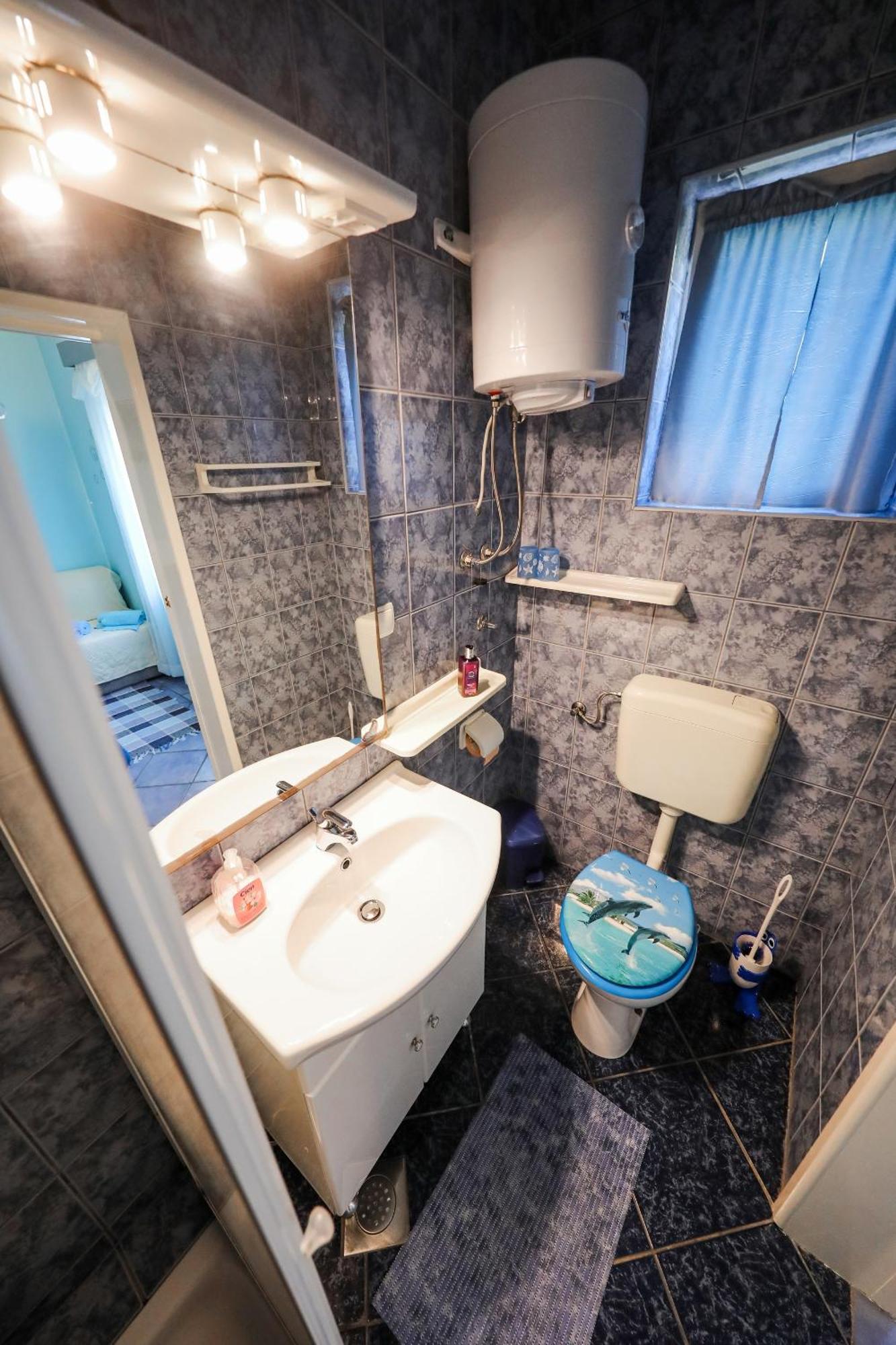 Apartments With A Parking Space Brbinj, Dugi Otok - 8160 Phòng bức ảnh